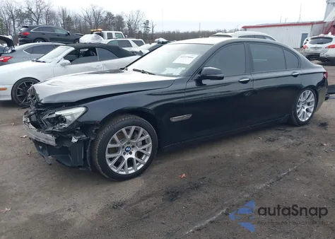 2013 BMW 740Li xDrive z USA, uszkodzony, nr VIN WBAYF4C57DDE23883